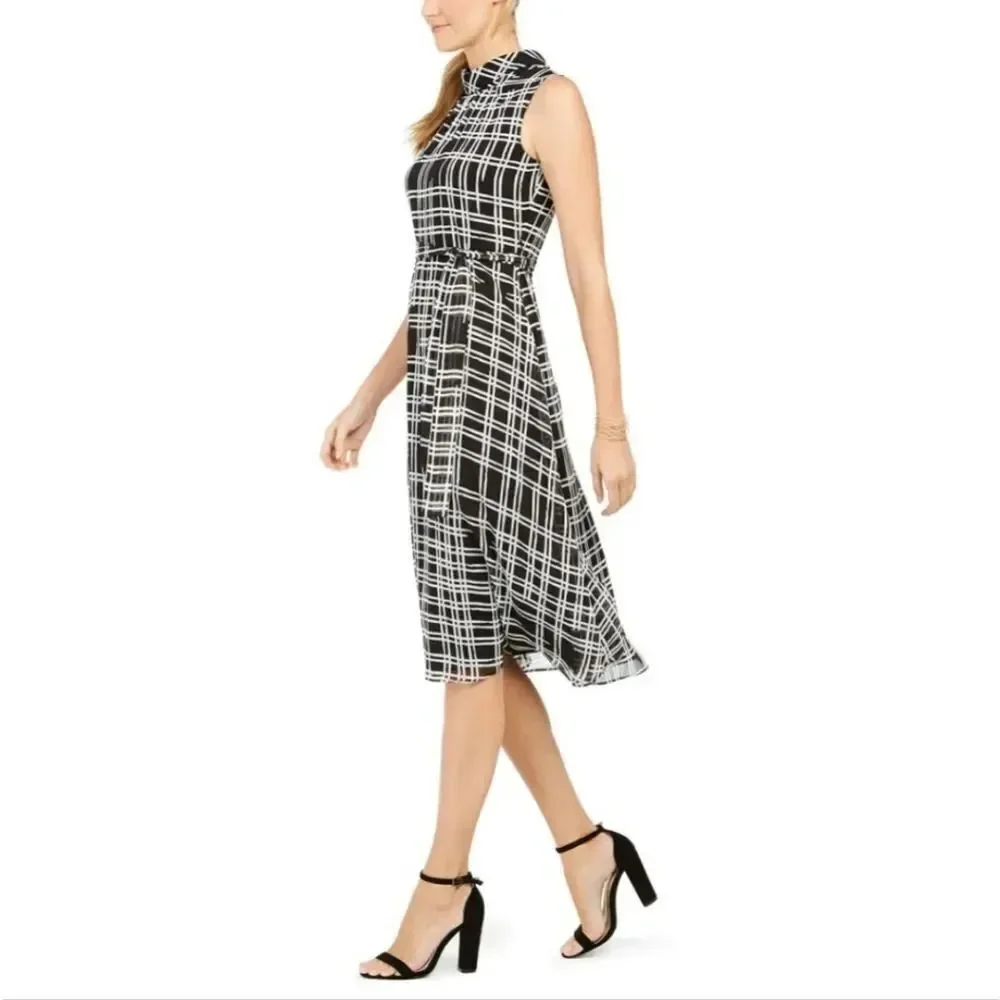 Karl Lagerfeld Black And White Plaid Dress. Career. Professional.